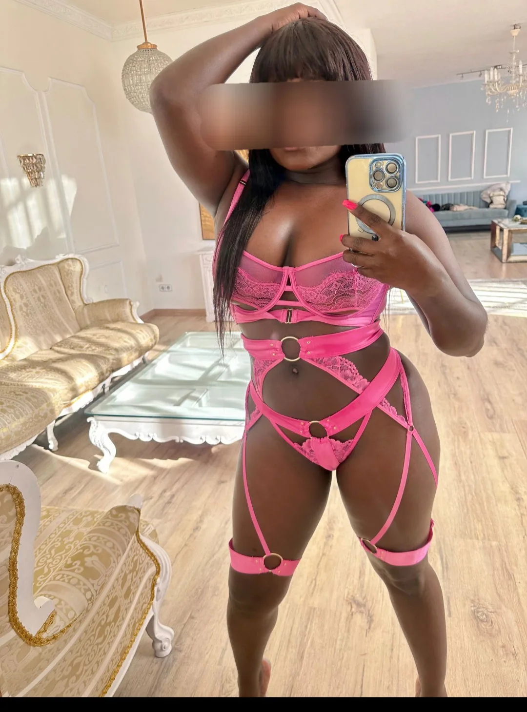 Aaliyah escort Bogotá